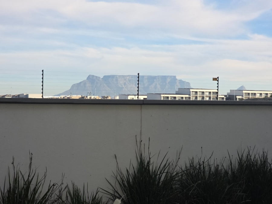 To Let 3 Bedroom Property for Rent in Sandown Western Cape